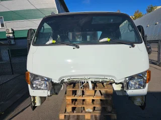 Кабина Hyundai  HD78 D4DD первой комплектации (в сборе)