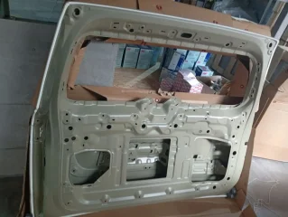 Крышка багажника Tank 500 JMC