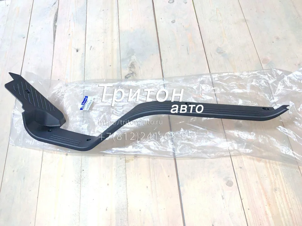 Накладка порога кабины левая внутренняя HD65, HD72, HD78 Hyundai-Kia