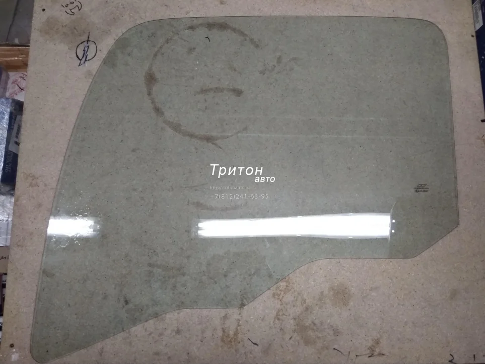 Стекло двери левое NPR75, NMR85, NLR85, NQR90, FVR34, FSR90 KMK