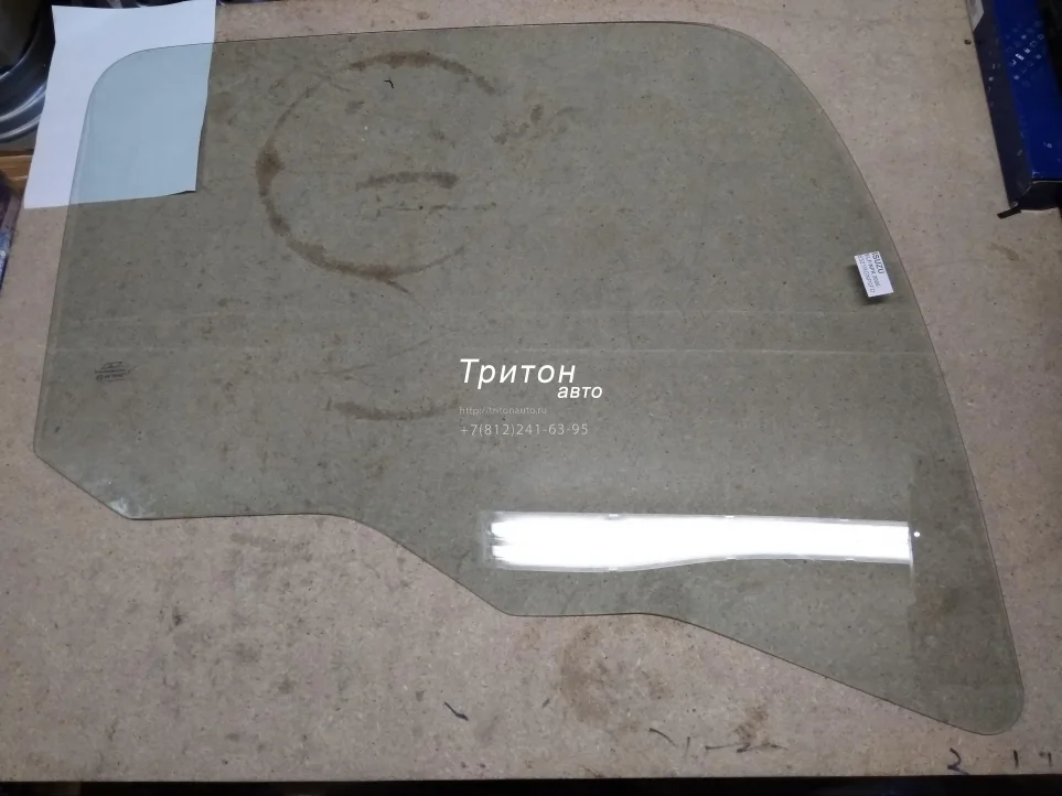 Стекло двери правое NPR75, NMR85, NLR85, NQR90, FVR34, FSR90 KMK
